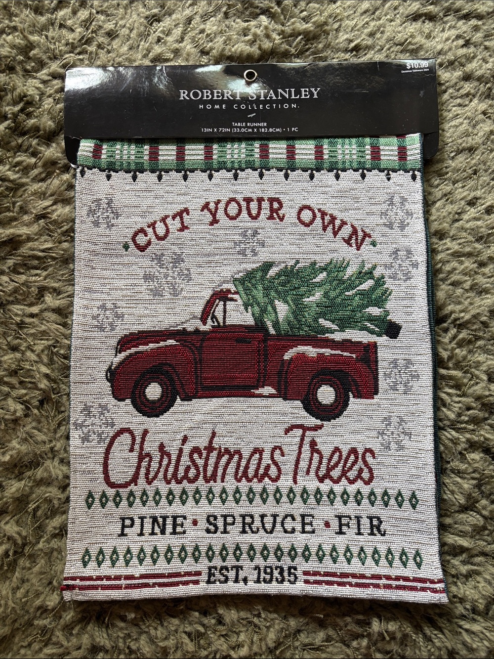 Robert Stanley Red Truck Christmas Table Runner - 'Cut Your Own'